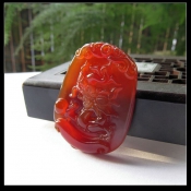 純天然巴西紅瑪瑙玉生肖龍掛件龍牌吊墜