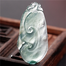 天然翡翠掛件--老坑冰種淺綠水潤晶瑩雙面精雕如意