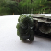 精致天然新疆和田玉青玉金魚吊墜