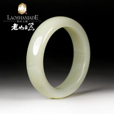 和田玉青白玉手鐲扁圓環(huán)形玉鐲細(xì)膩溫潤(rùn)