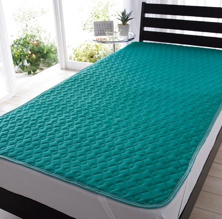 Moisture-Absorbing & Quick-Drying Mattress Pad (Uses Toray CEO (R) α material) (Regular Type)
