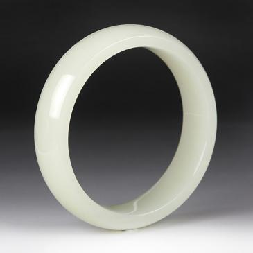 新疆天然和田玉青白玉手鐲61.8mm扁圓環形專柜正品附帶證書