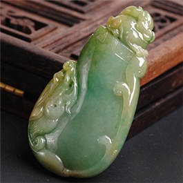 天然翡翠掛件--老坑糯種黃楊綠雙面精雕望子成龍