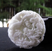精致鏤空工藝藍(lán)田玉龍鳳呈祥玉佩
