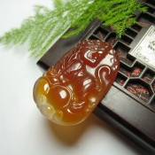 冰透巴西紅瑪瑙生肖虎掛件