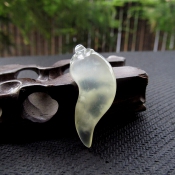 純天然冰透岫玉靈動辣椒吊墜/玉緣軒正品