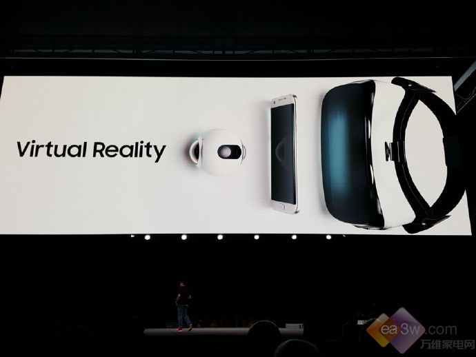 三星Gear360全景相机发布打造VR新看点