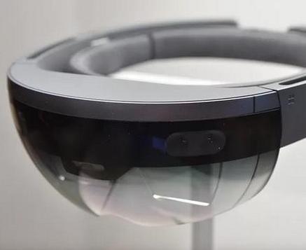 微软正式推出HoloLens 虚拟现实眼眼镜