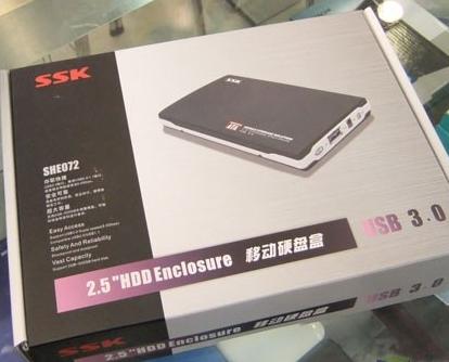飚王USB3.0移动硬盘盒开箱评测