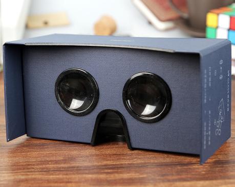 荣耀V8最创意盒子变VR眼睛
