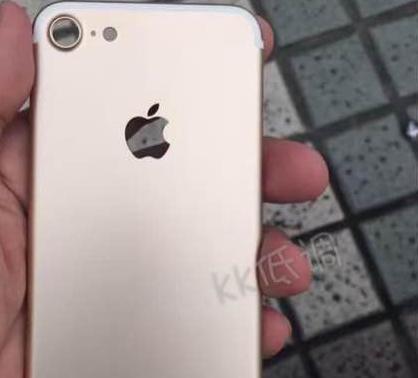 關于iPhone7網友又爆新版真機照