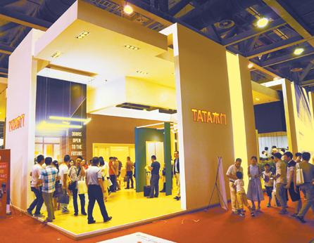 TATA木门耗资200万造展厅,美的让人流连