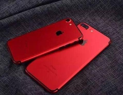 来自华强北的iPhone7这回改成了红色