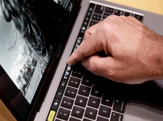 MacBook Pro为什么要做触控条 苹果首席设计师说