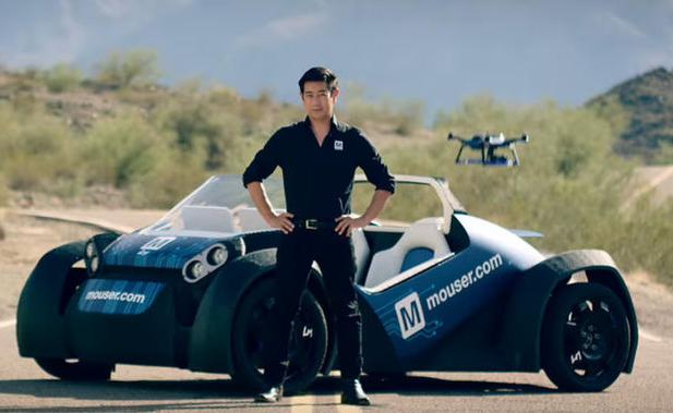 用无人机导航自动驾驶3D打印汽车