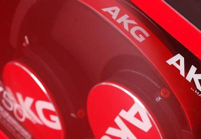充满魅力的低频表现,AKGY50便携耳机体验