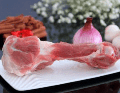 精氣神山黑豬棒骨350g